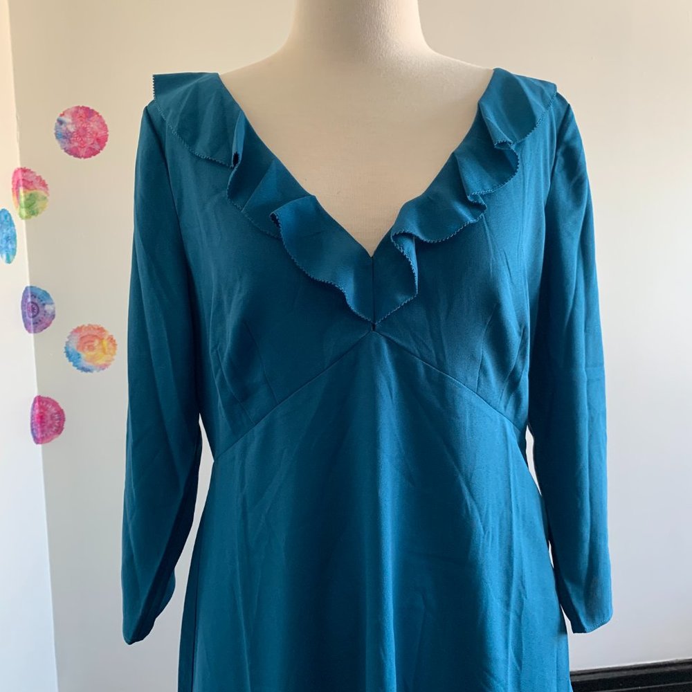 COOPER + ELLA Blue V-neck Ruffle Dress medium - Picture 4 of 6
